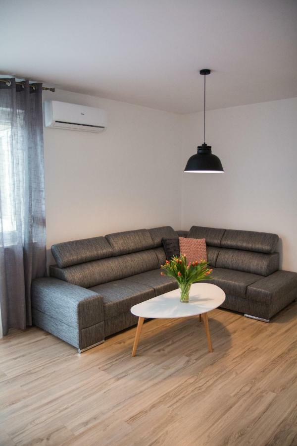 Apartament F&J Stary Toruń Esterno foto