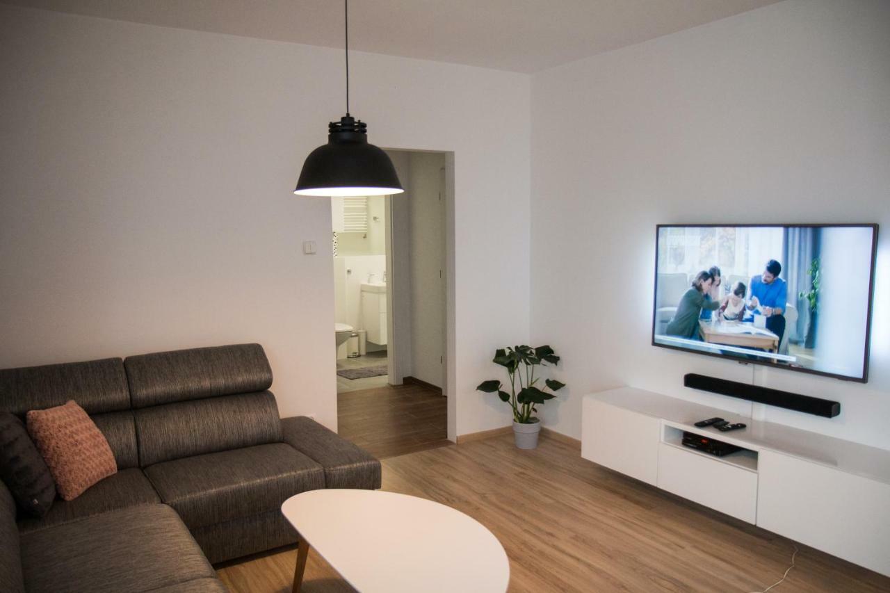 Apartament F&J Stary Toruń Esterno foto